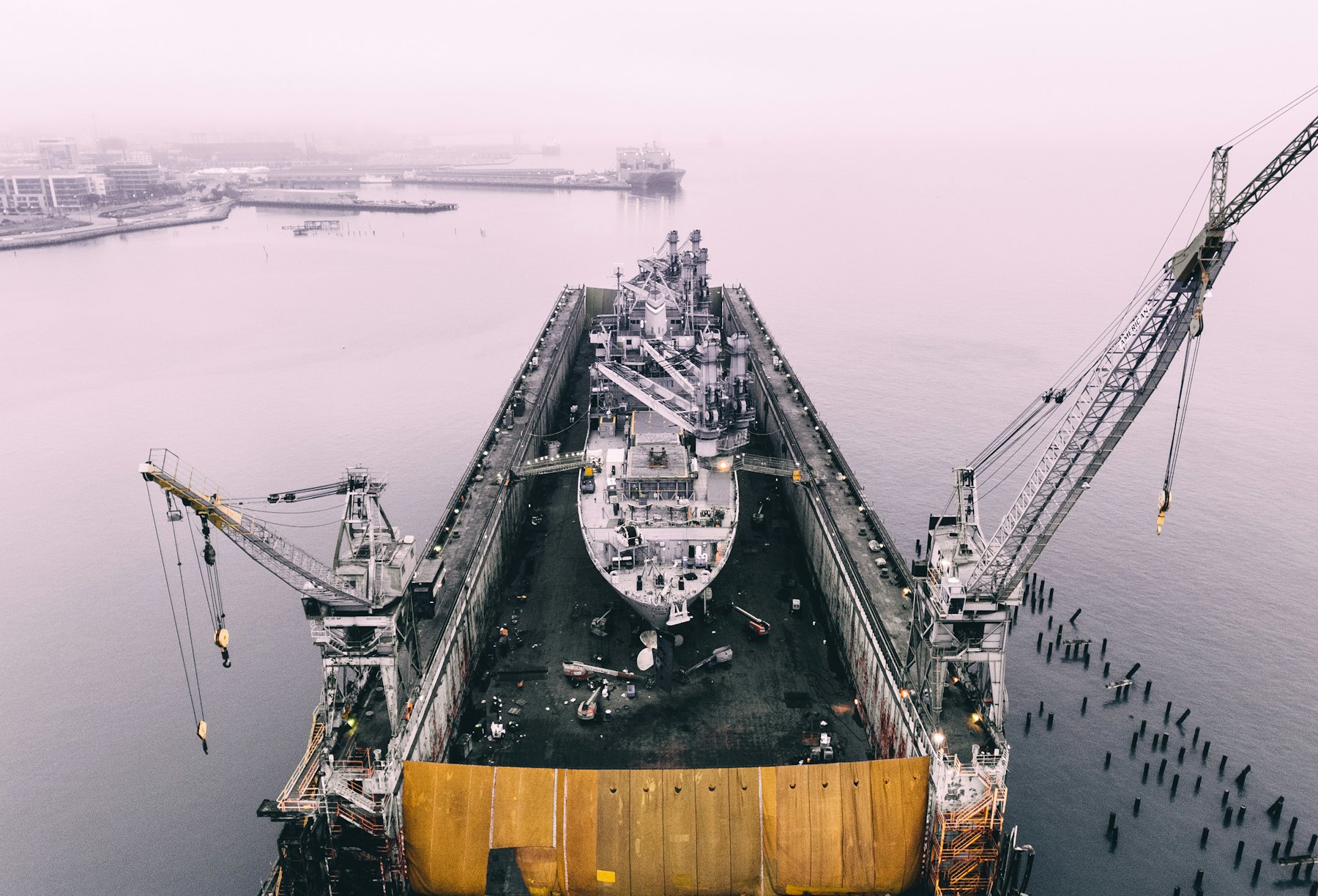 Deck cranes
