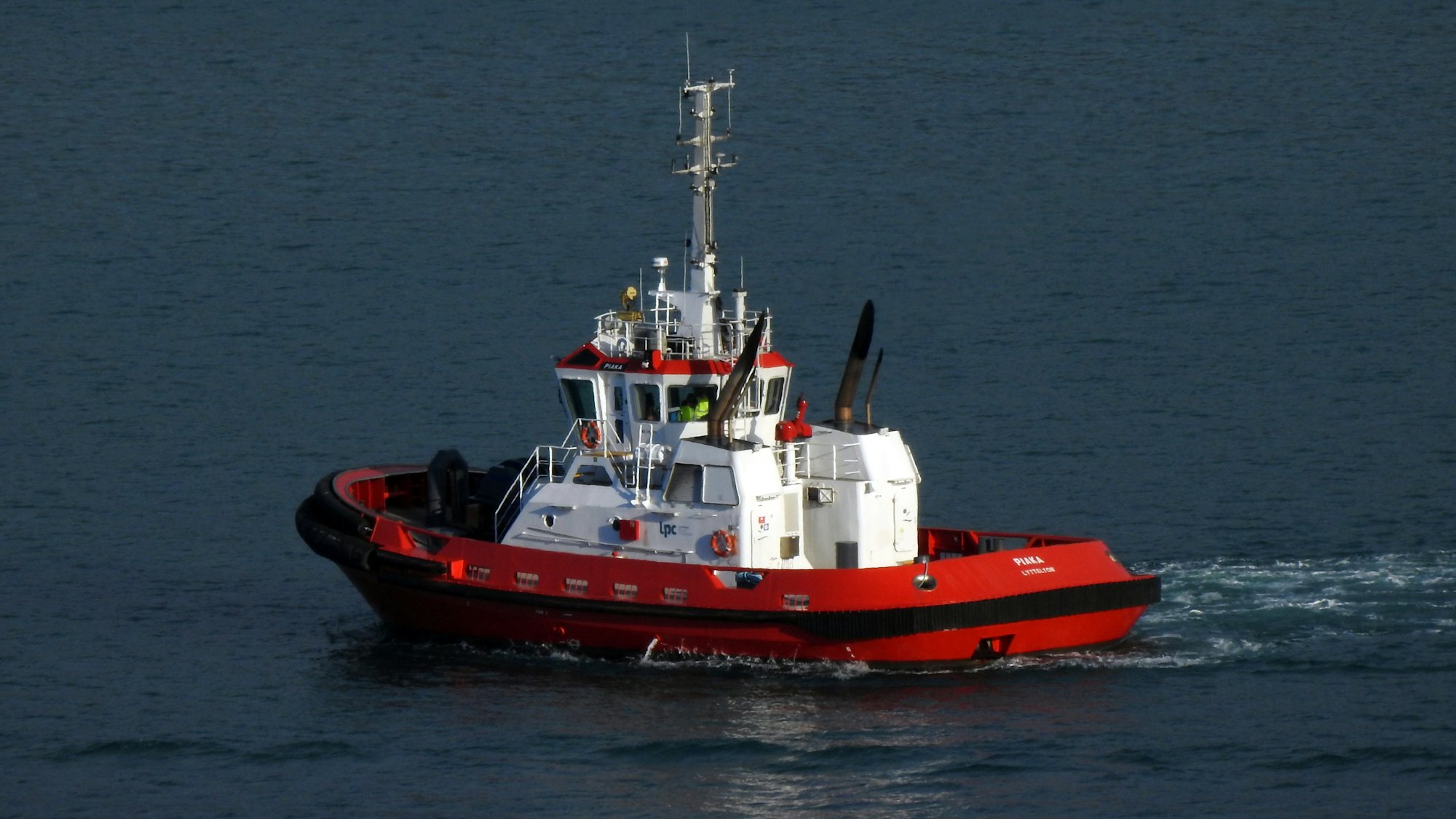 Harbour tug
